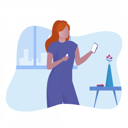 01-Woman-with-OvuSense-and-Phone